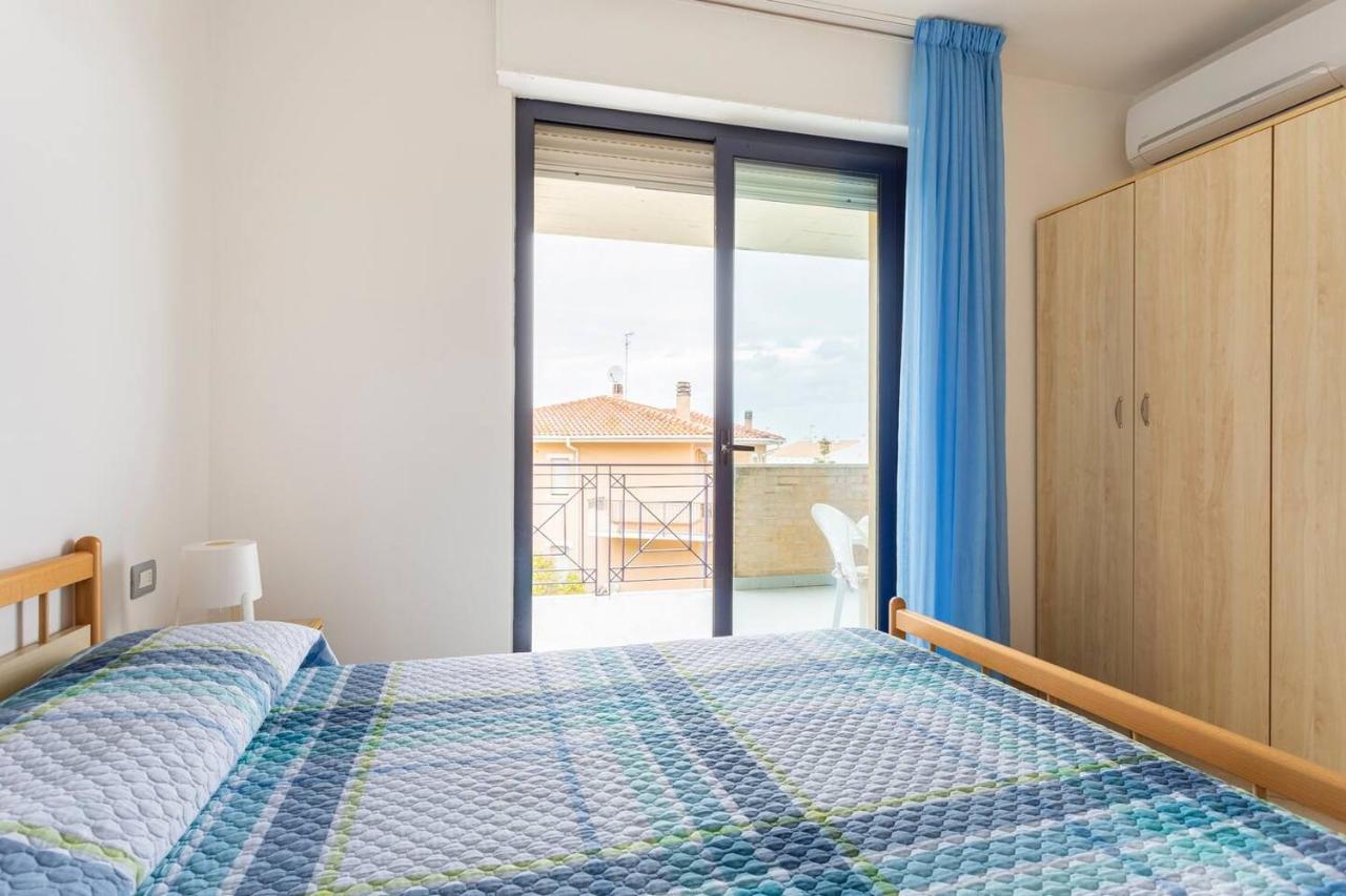 Alloggio Vista Mare - Parcheggio Gratis Pineto Eksteriør bilde